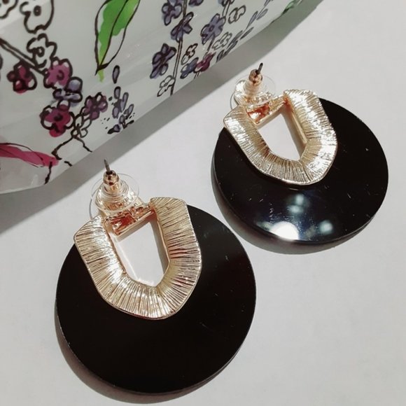 Iridescent Circle Statement Earrings BOUTIQUE ITEM - Picture 8 of 13